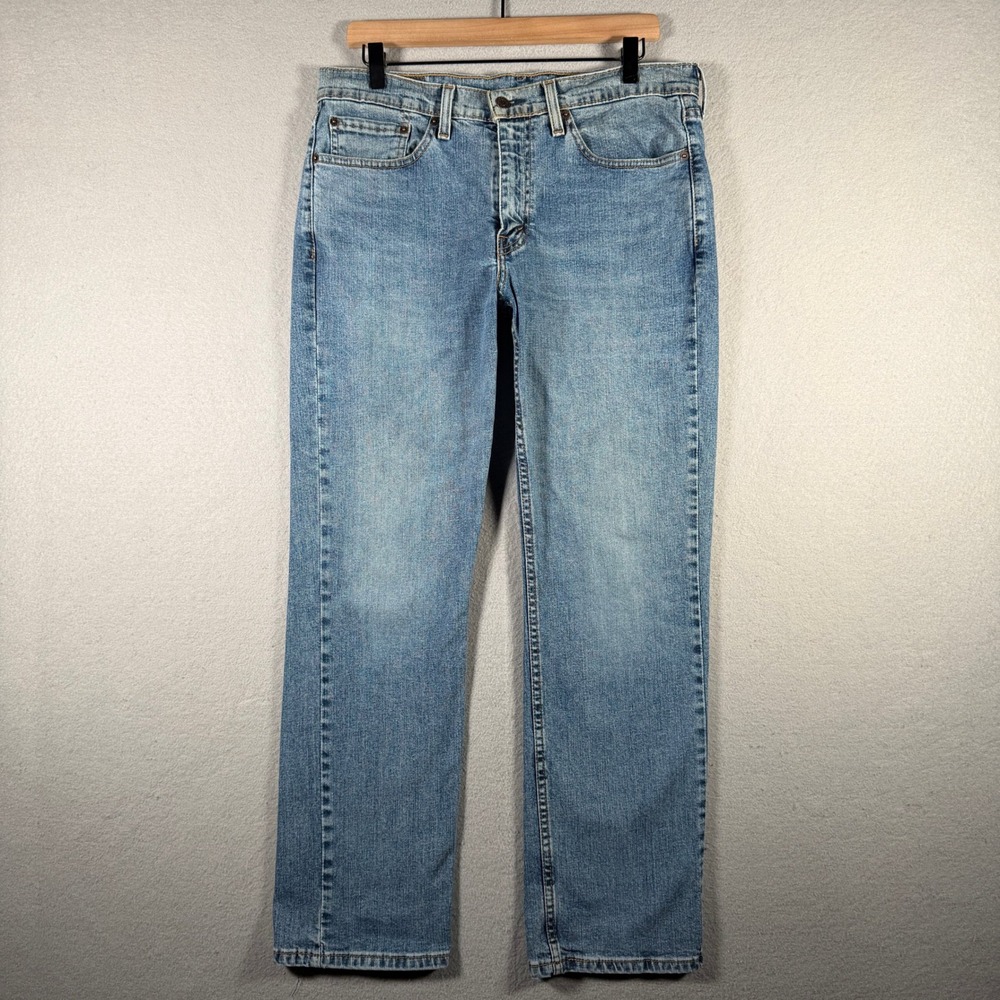 Levis 514 Mens Straight Fit Light Wash Blue Denim Jeans 32x30 (Measures 34x30)